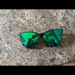 Reflective Cat Eye Sunglasses